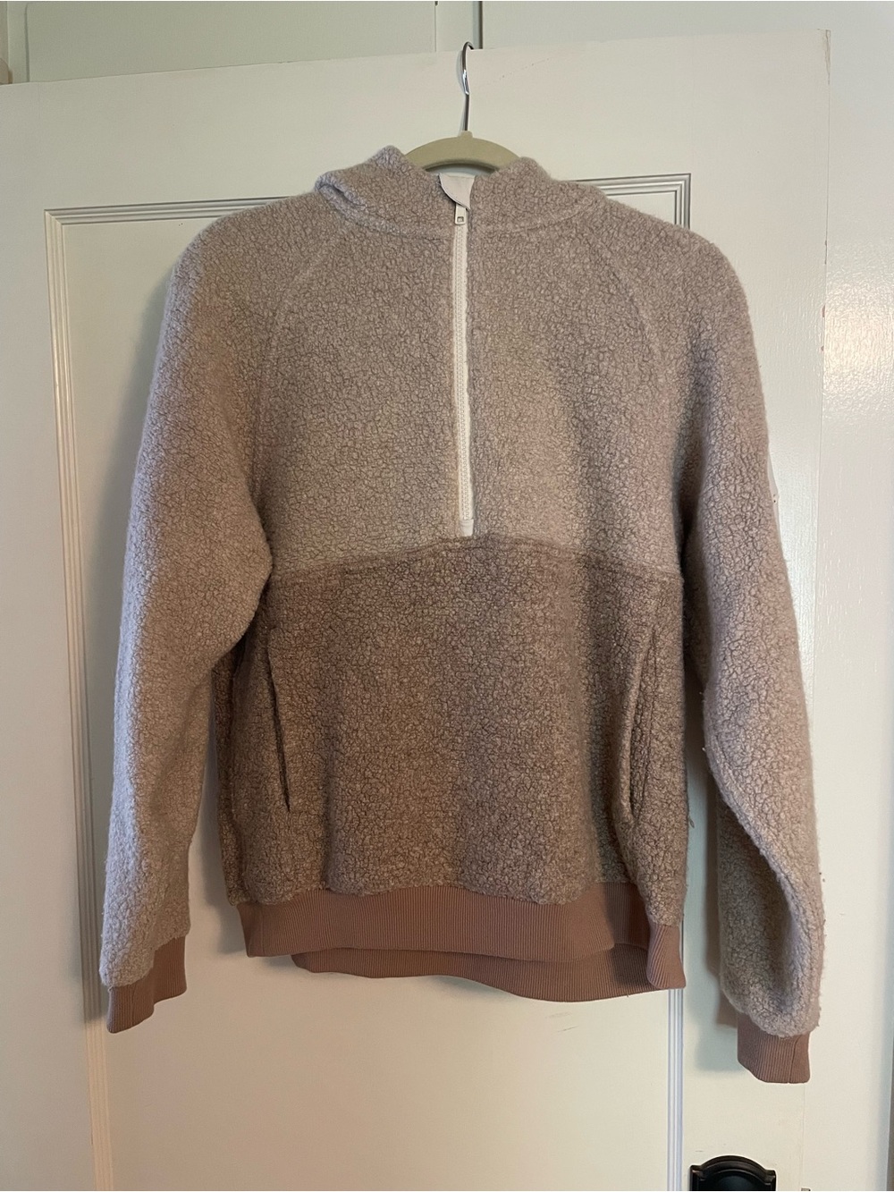 Outdoor Voices Men s Sherpa Half-Zip Hoodie in Beige and Taupe